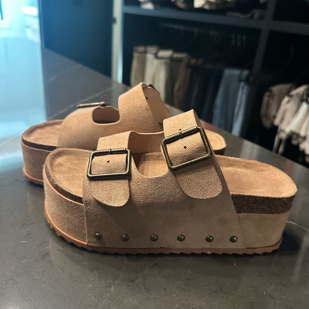 BAMBOO Tan Platform Sandals